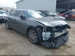 58ABZ1B11KU028934 2019 LEXUS ES