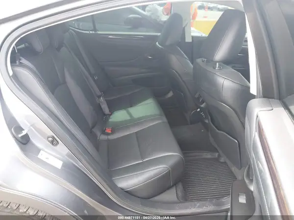 58ABZ1B11KU028934 2019 LEXUS ES - Image 8