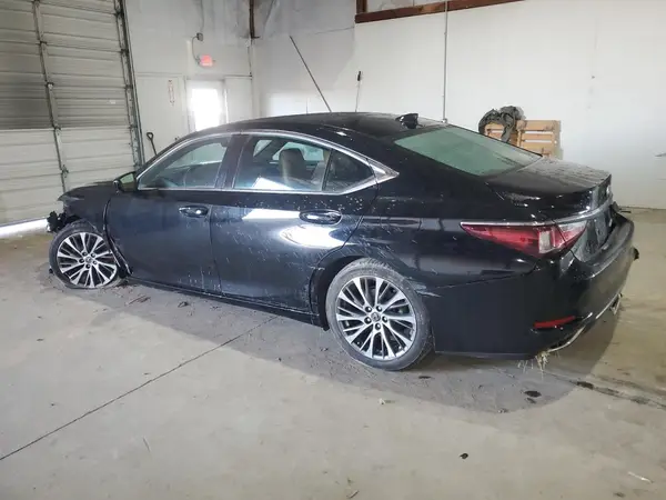 58ABZ1B11KU029078 2019 LEXUS ES - Image 2