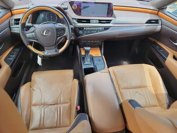 58ABZ1B11KU031669 2019 LEXUS ES - Image 8
