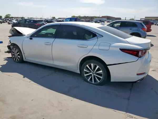 58ABZ1B11KU034121 2019 LEXUS ES - Image 2