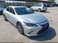 58ABZ1B11KU034202 2019 LEXUS ES