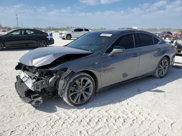 58ABZ1B11KU045474 2019 LEXUS ES - Image 1