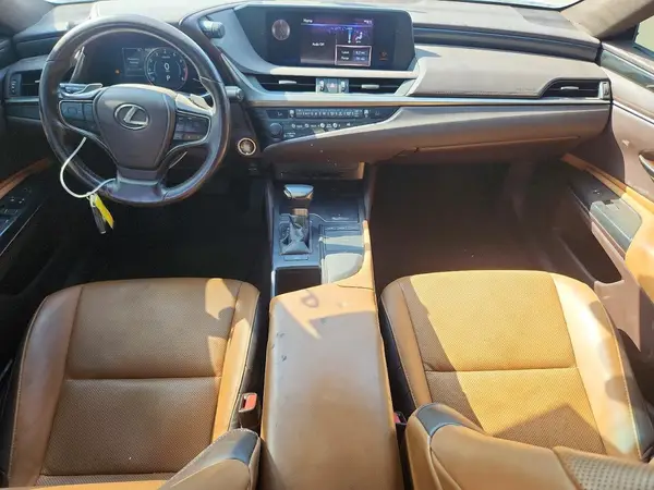 58ABZ1B11KU047645 2019 LEXUS ES - Image 8