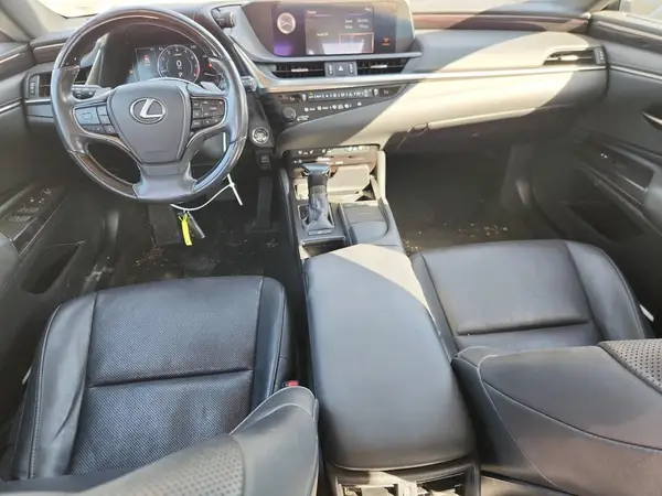 58ABZ1B11KU048729 2019 LEXUS ES - Image 8