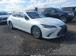 58ABZ1B11KU050304 2019 LEXUS ES