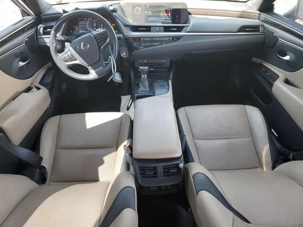 58ABZ1B11KU050643 2019 LEXUS ES - Image 8