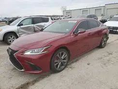 58ABZ1B11KU051971 2019 LEXUS ES