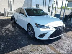 58ABZ1B12KU008725 2019 LEXUS ES