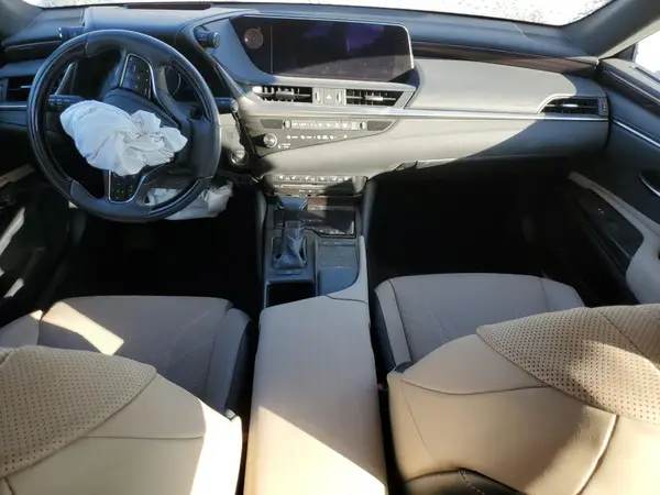 58ABZ1B12KU010779 2019 LEXUS ES - Image 8