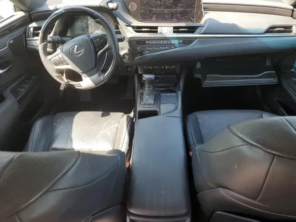 58ABZ1B12KU021376 2019 LEXUS ES - Image 8