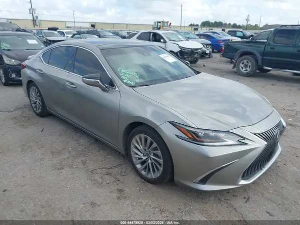 58ABZ1B12KU021670 2019 LEXUS ES - Image 1