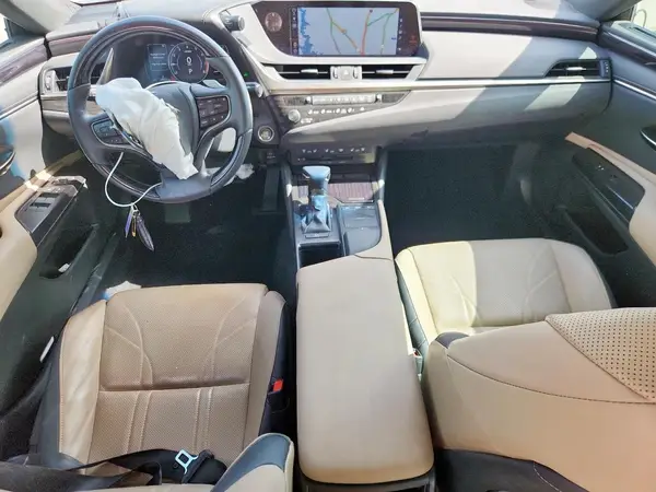 58ABZ1B12KU035570 2019 LEXUS ES - Image 8