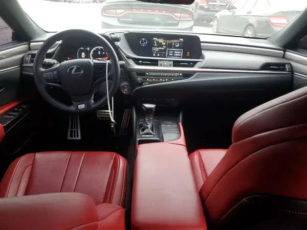 58ABZ1B12KU039327 2019 LEXUS ES - Image 8