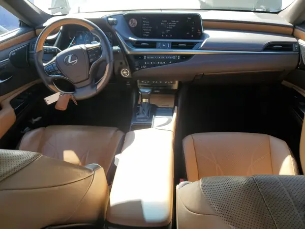 58ABZ1B12KU039389 2019 LEXUS ES - Image 8