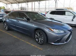 58ABZ1B12KU047637 2019 LEXUS ES