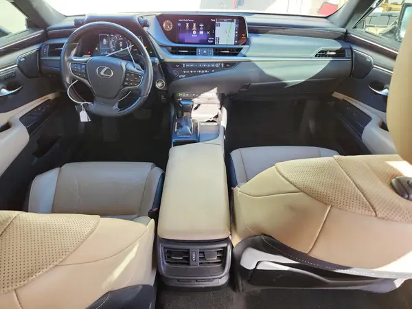 58ABZ1B12KU048352 2019 LEXUS ES - Image 8