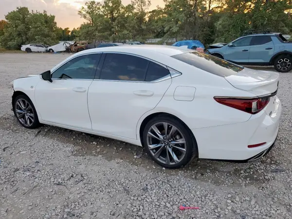 58ABZ1B12KU050098 2019 LEXUS ES - Image 2