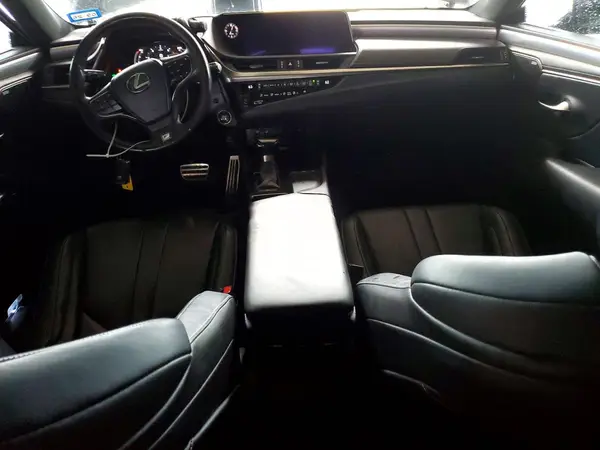 58ABZ1B13KU002738 2019 LEXUS ES - Image 8
