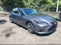 58ABZ1B13KU005364 2019 LEXUS ES