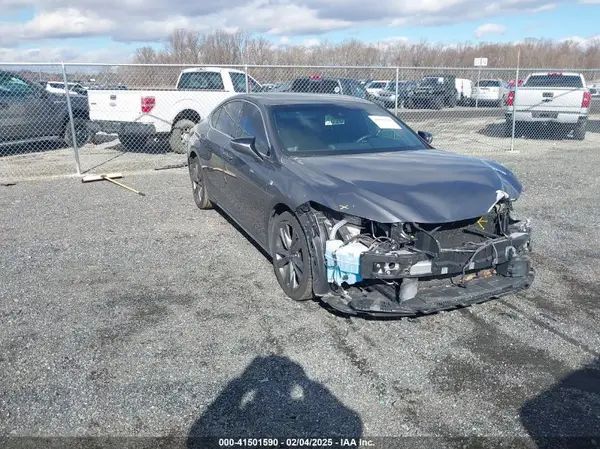 58ABZ1B13KU008085 2019 LEXUS ES - Image 1