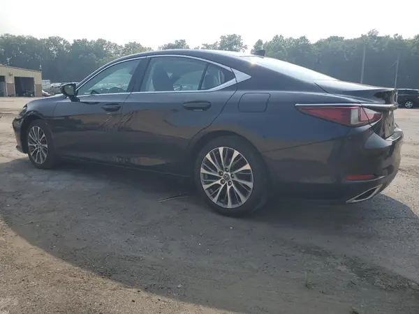 58ABZ1B13KU008507 2019 LEXUS ES - Image 2