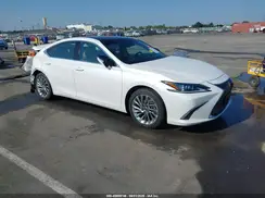 58ABZ1B13KU013514 2019 LEXUS ES