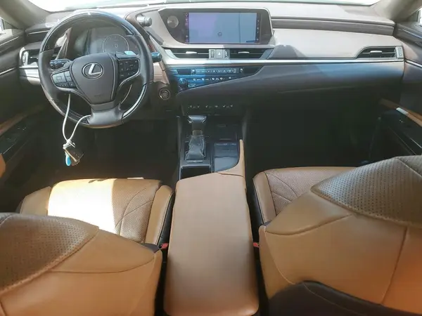 58ABZ1B13KU017014 2019 LEXUS ES - Image 8