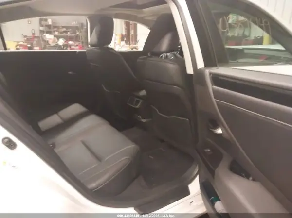 58ABZ1B13KU017305 2019 LEXUS ES - Image 8