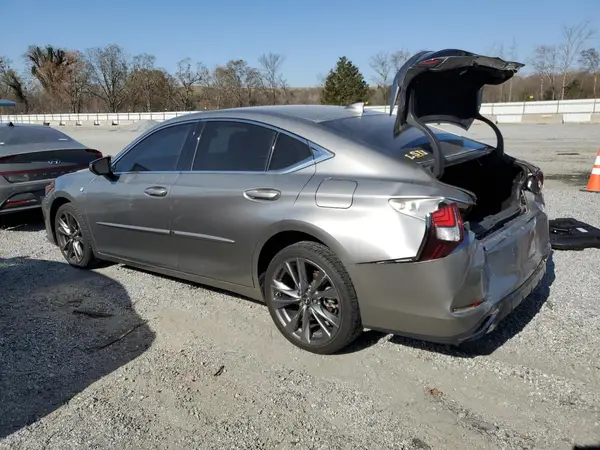58ABZ1B13KU020592 2019 LEXUS ES - Image 2