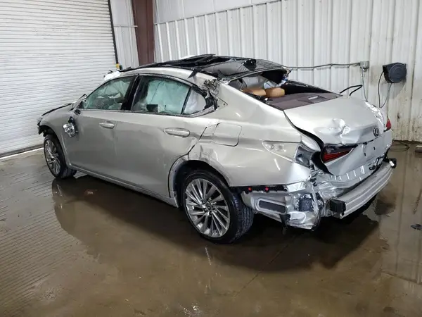 58ABZ1B13KU023041 2019 LEXUS ES - Image 2