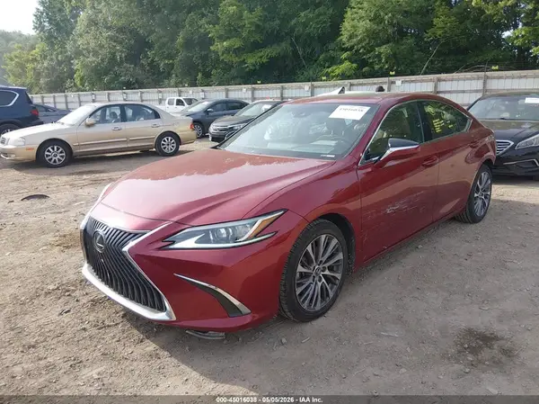 58ABZ1B13KU024545 2019 LEXUS ES - Image 2