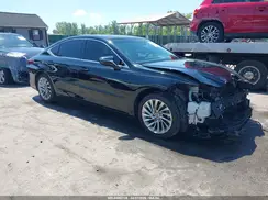 58ABZ1B13KU025825 2019 LEXUS ES