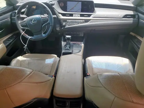 58ABZ1B13KU025971 2019 LEXUS ES - Image 8