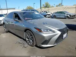 58ABZ1B13KU027431 2019 LEXUS ES
