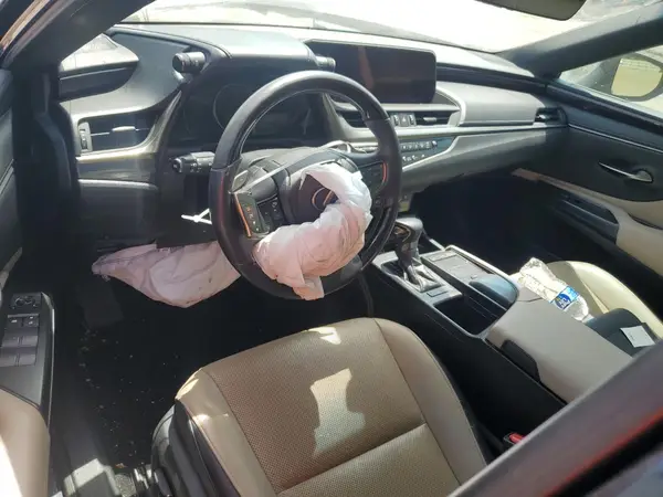 58ABZ1B13KU028708 2019 LEXUS ES - Image 8