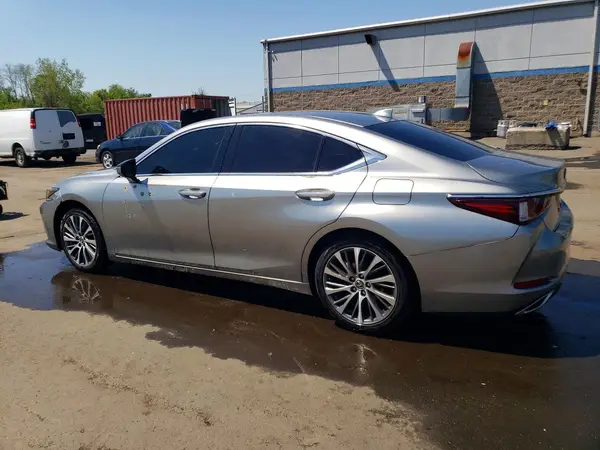 58ABZ1B13KU029485 2019 LEXUS ES - Image 2