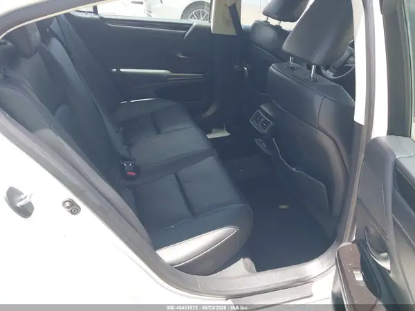 58ABZ1B13KU031768 2019 LEXUS ES - Image 8