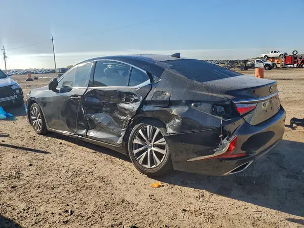 58ABZ1B13KU034024 2019 LEXUS ES - Image 2