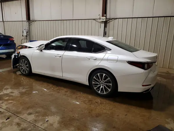 58ABZ1B13KU034265 2019 LEXUS ES - Image 2