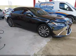 58ABZ1B13KU034878 2019 LEXUS ES