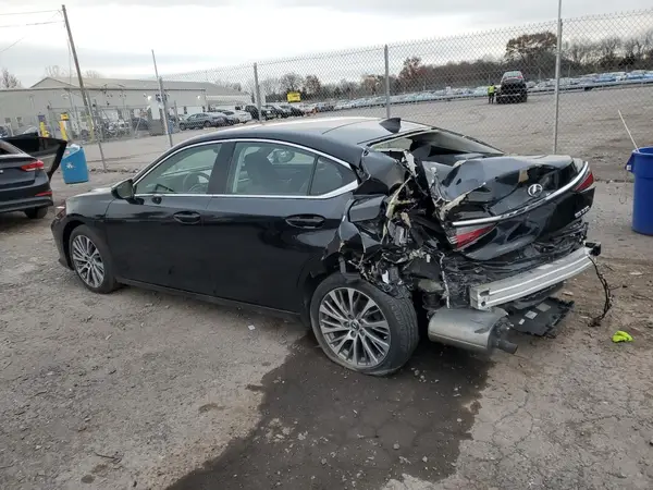 58ABZ1B13KU036632 2019 LEXUS ES - Image 2
