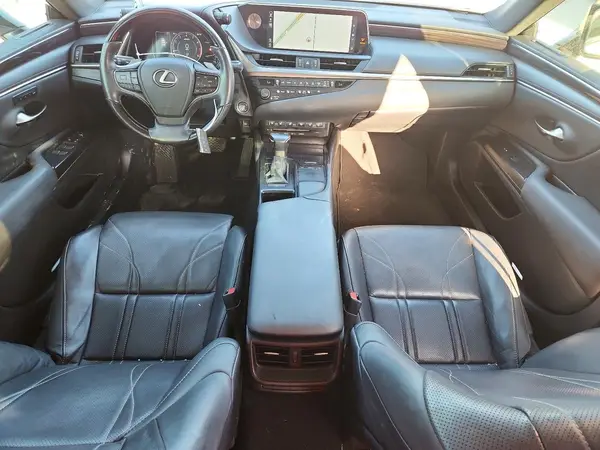 58ABZ1B13KU036968 2019 LEXUS ES - Image 8