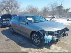 58ABZ1B13KU044696 2019 LEXUS ES