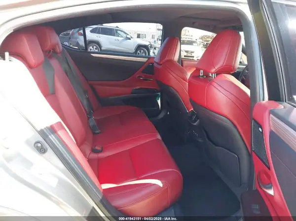 58ABZ1B13KU046187 2019 LEXUS ES - Image 8