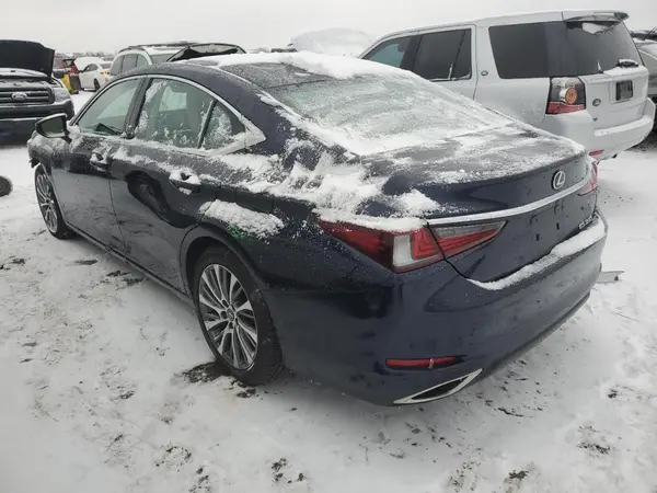 58ABZ1B13KU046707 2019 LEXUS ES - Image 2