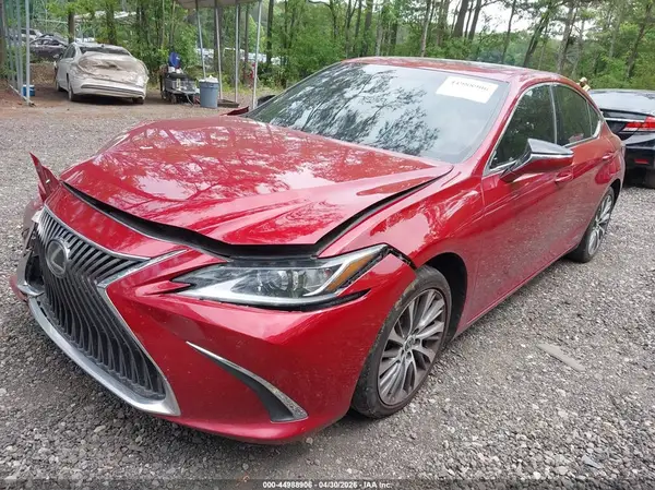 58ABZ1B13KU047047 2019 LEXUS ES - Image 2