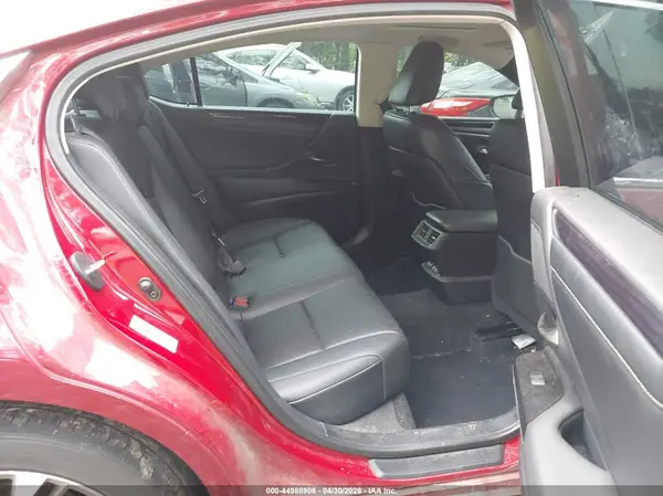 58ABZ1B13KU047047 2019 LEXUS ES - Image 8
