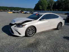 58ABZ1B14KU002635 2019 LEXUS ES