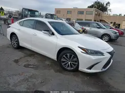 58ABZ1B14KU004000 2019 LEXUS ES